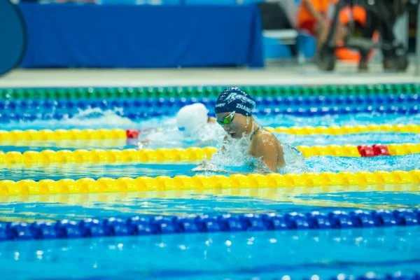 medley swimming competition